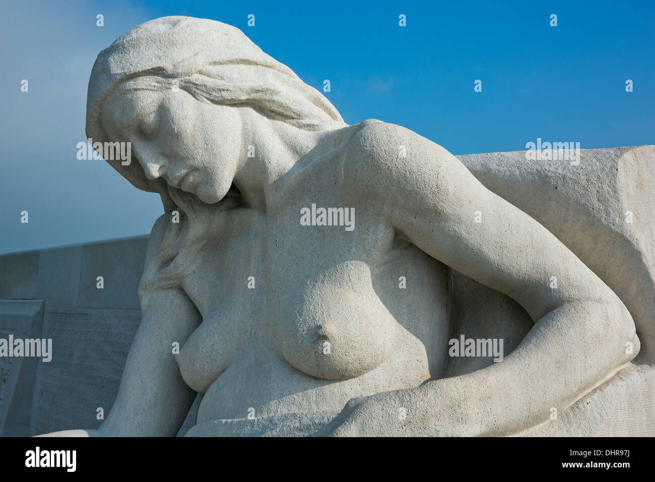 Statue féminine sur la crête de Vimy Memorial Banque D'Images