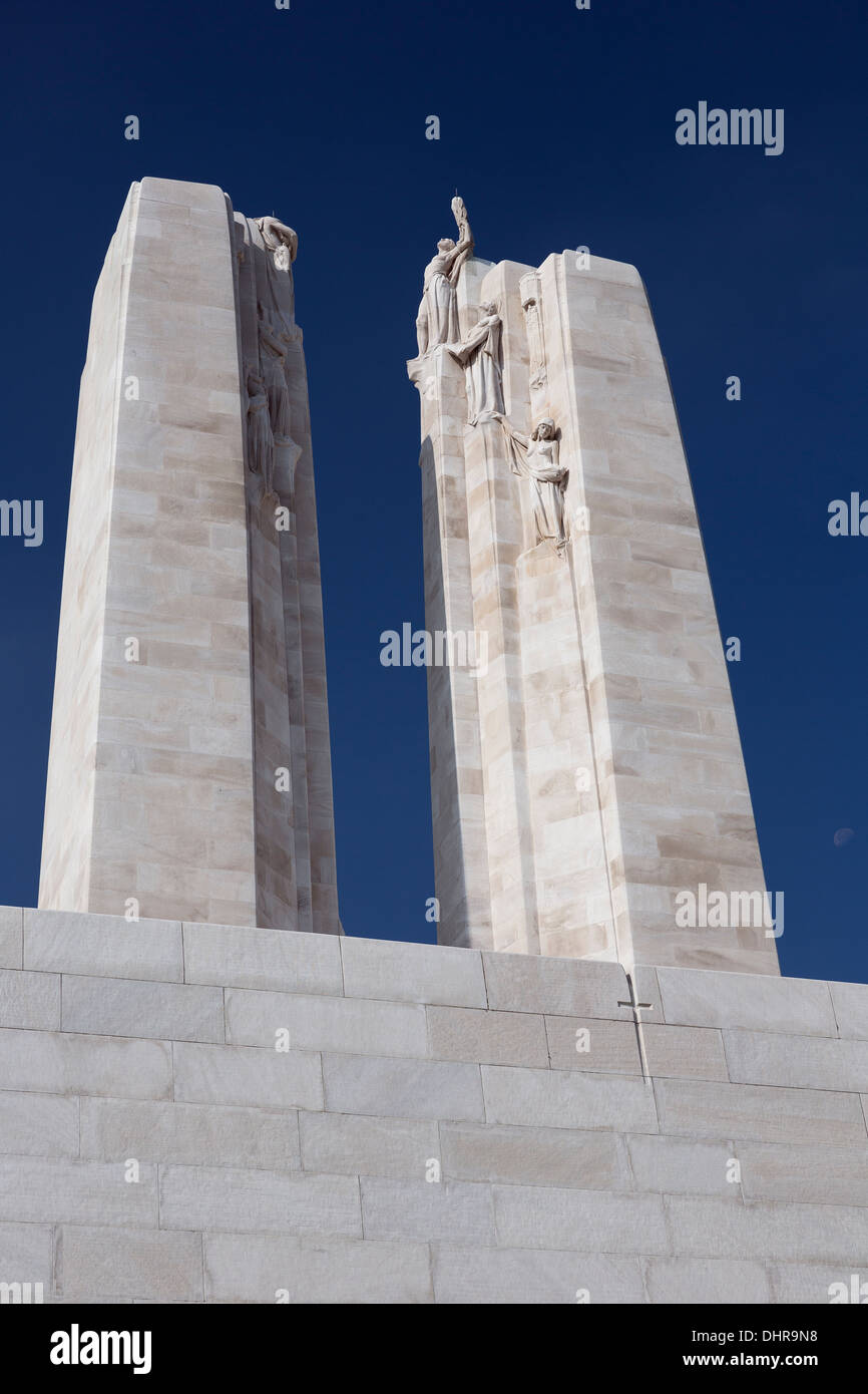 Les deux tours de la crête de Vimy Memorial Banque D'Images