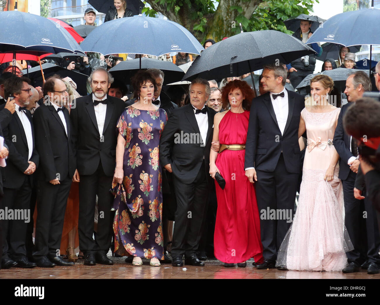 Anne Duperey, Pierre Arditi, Sabine Azema, Lambert Wilson, Anne Consigny, Hippolyte Girardot 'Vous n'avez encore rien vu' (You Ain't Seen Nothin encore) premiere au cours de la 65e Festival de Cannes Cannes, France - 21.05.12 Banque D'Images