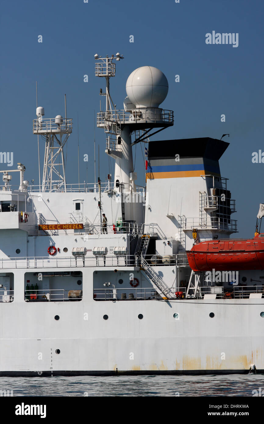 L'étude océanographique navire, Bruce C Heezen, off Bahreïn Banque D'Images