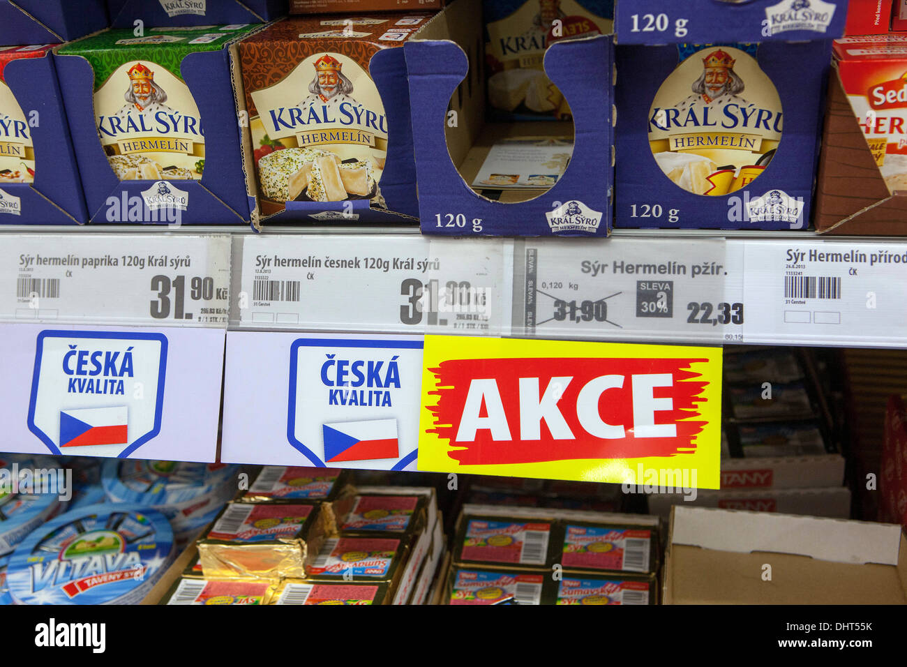 La vente de fromage au supermarché en République Tchèque Banque D'Images