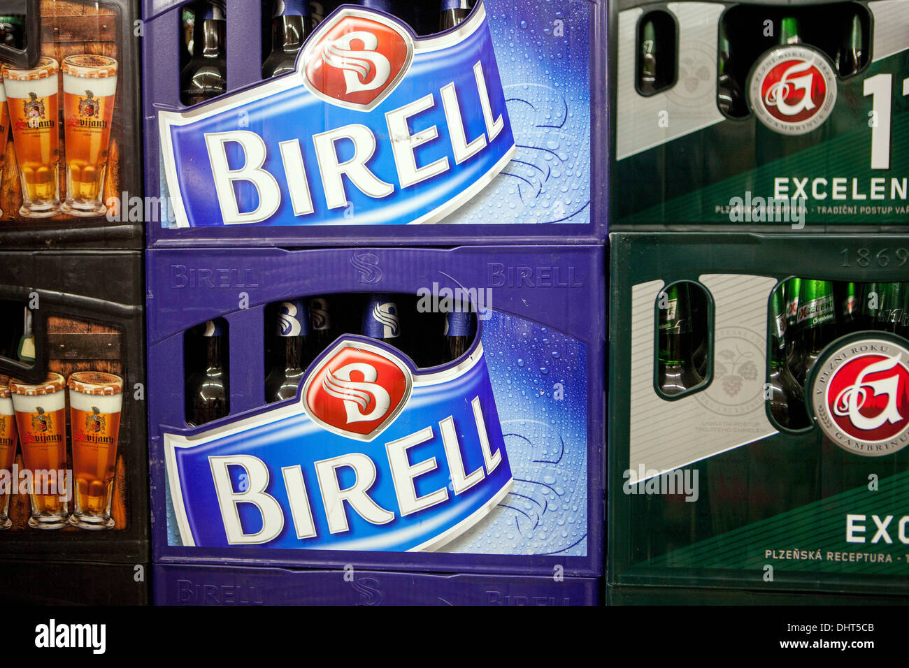 Les bières sans alcool Birell tchèque signe le logo de la caisse Banque D'Images