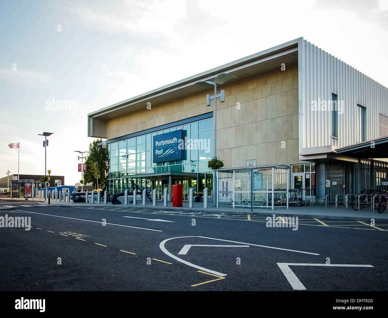 Le terminal de Port International de Portsmouth, Hampshire, Angleterre. Banque D'Images