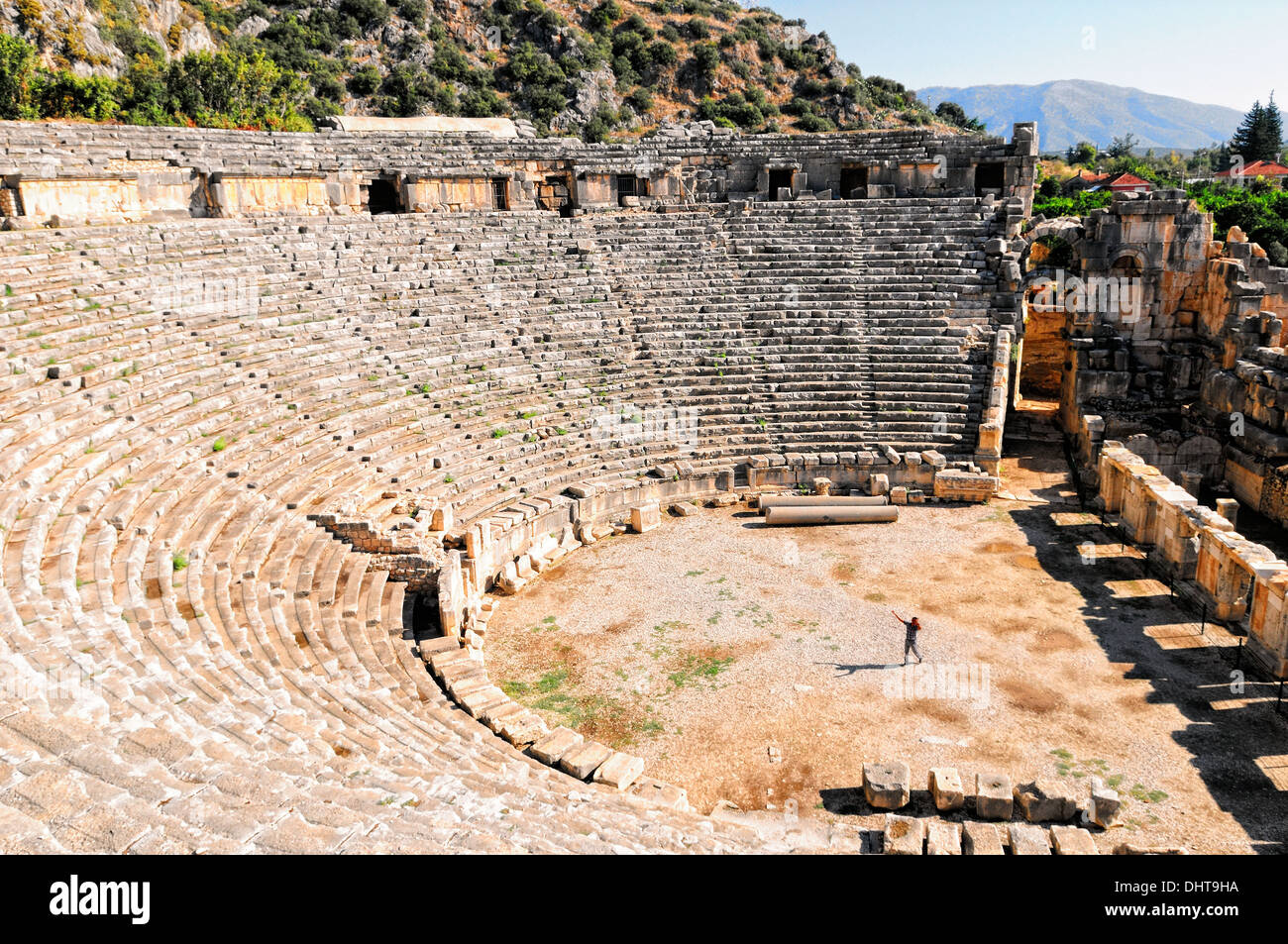 Seul dans le grand théâtre à Myra Turquie Banque D'Images