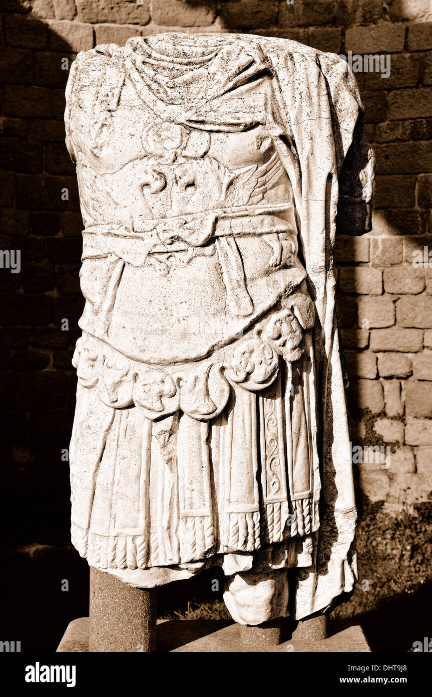 La sculpture romaine Turquie Pergame sépia Banque D'Images