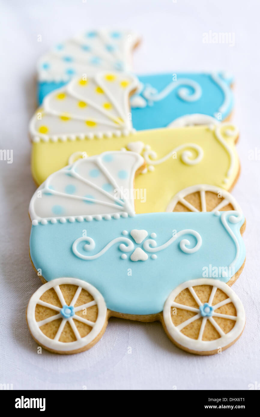 Cookies décorés pour une douche de bébé Banque D'Images