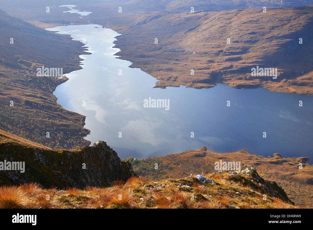 Vue aérienne de Loch Damh dans les Highlands écossais, au Royaume-Uni. Banque D'Images