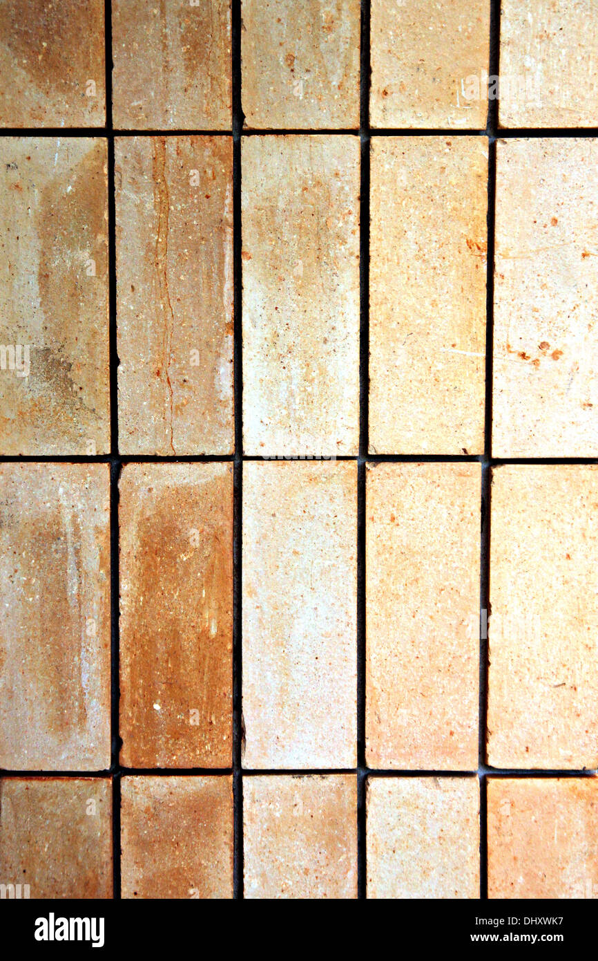 L'ancien plancher de carreaux en pierre est un tissu rectangulaire. Banque D'Images