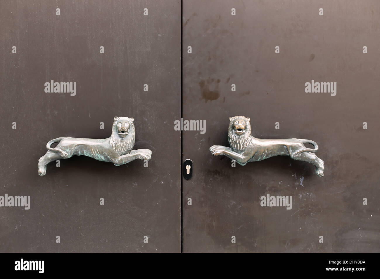 Bouton de porte en forme d'un lion Banque D'Images