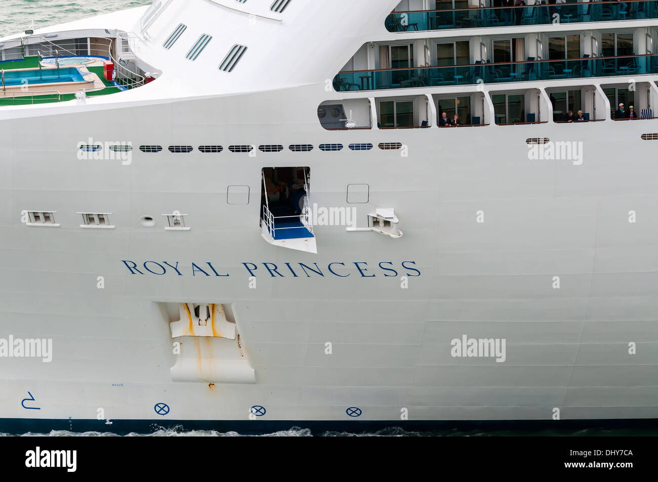 Le Royal Princess Cruise ship close up detail. Balcon cabines Banque D'Images