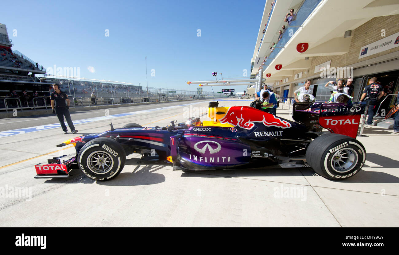 Infiniti de Sebastian Vettel (Red Bull Racing team chefs à la piste durant la séance pour United States Grand Prix Banque D'Images