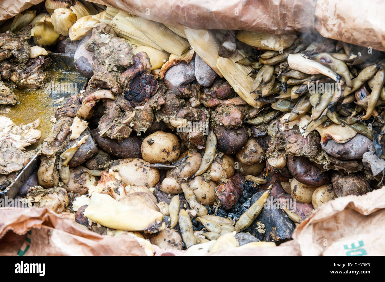 L'alimentation traditionnelle des Andes Pérou appelé. pachamanca. Banque D'Images