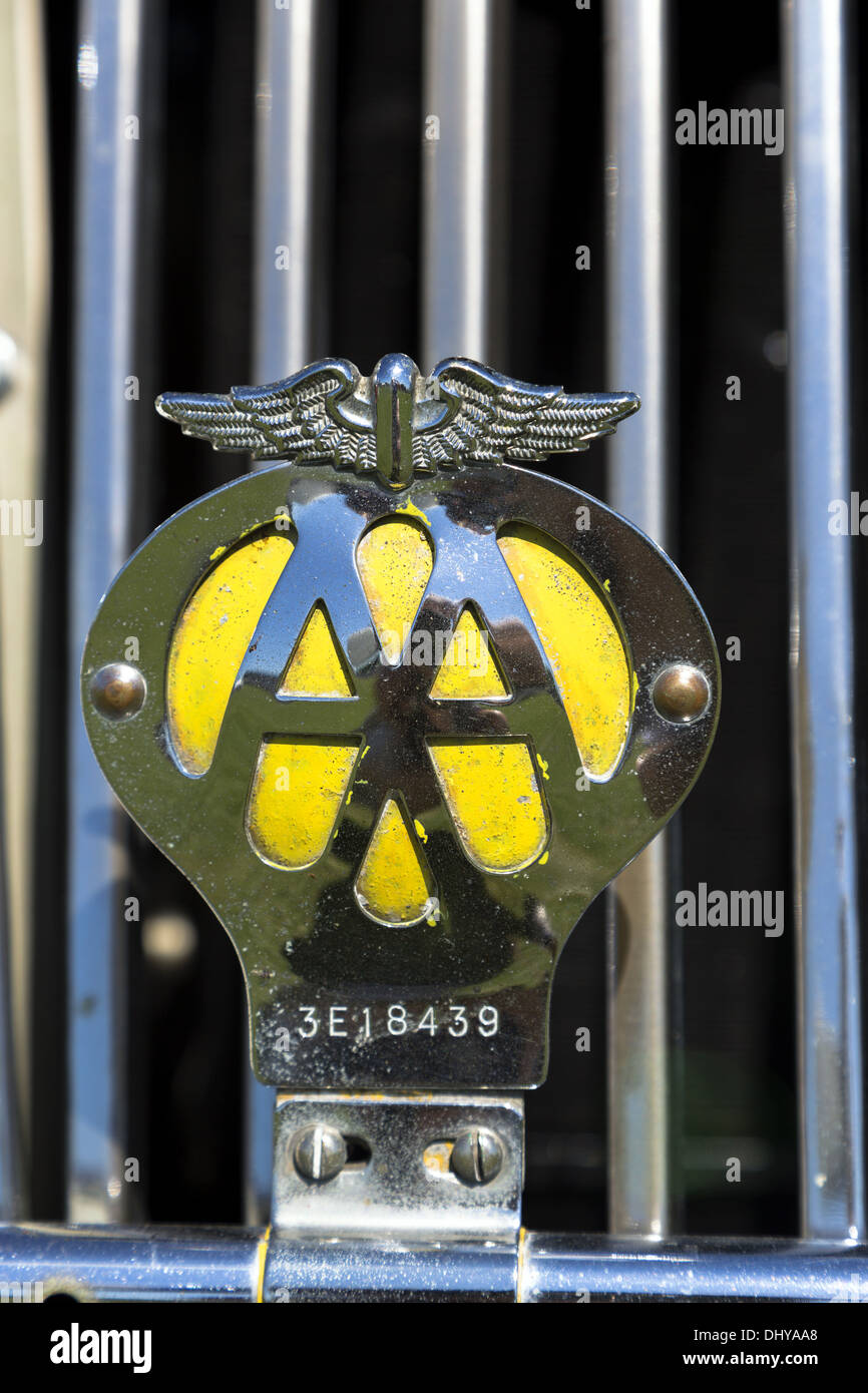 AA classique Automobile Association badge close up Banque D'Images