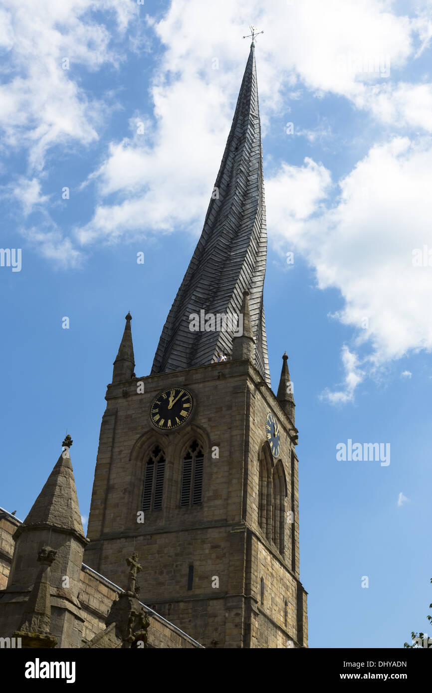 The crooked Spire de Chesterfield Église paroissiale de St Mary and All Saints, Chesterfield, Derbyshire, Angleterre Banque D'Images