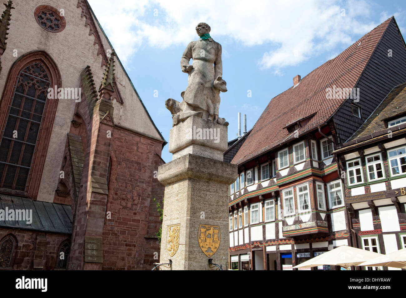 Place du marché avec Till l'Espiègle fontaine dans Einbeck, Basse-Saxe, Allemagne, Europe, Banque D'Images