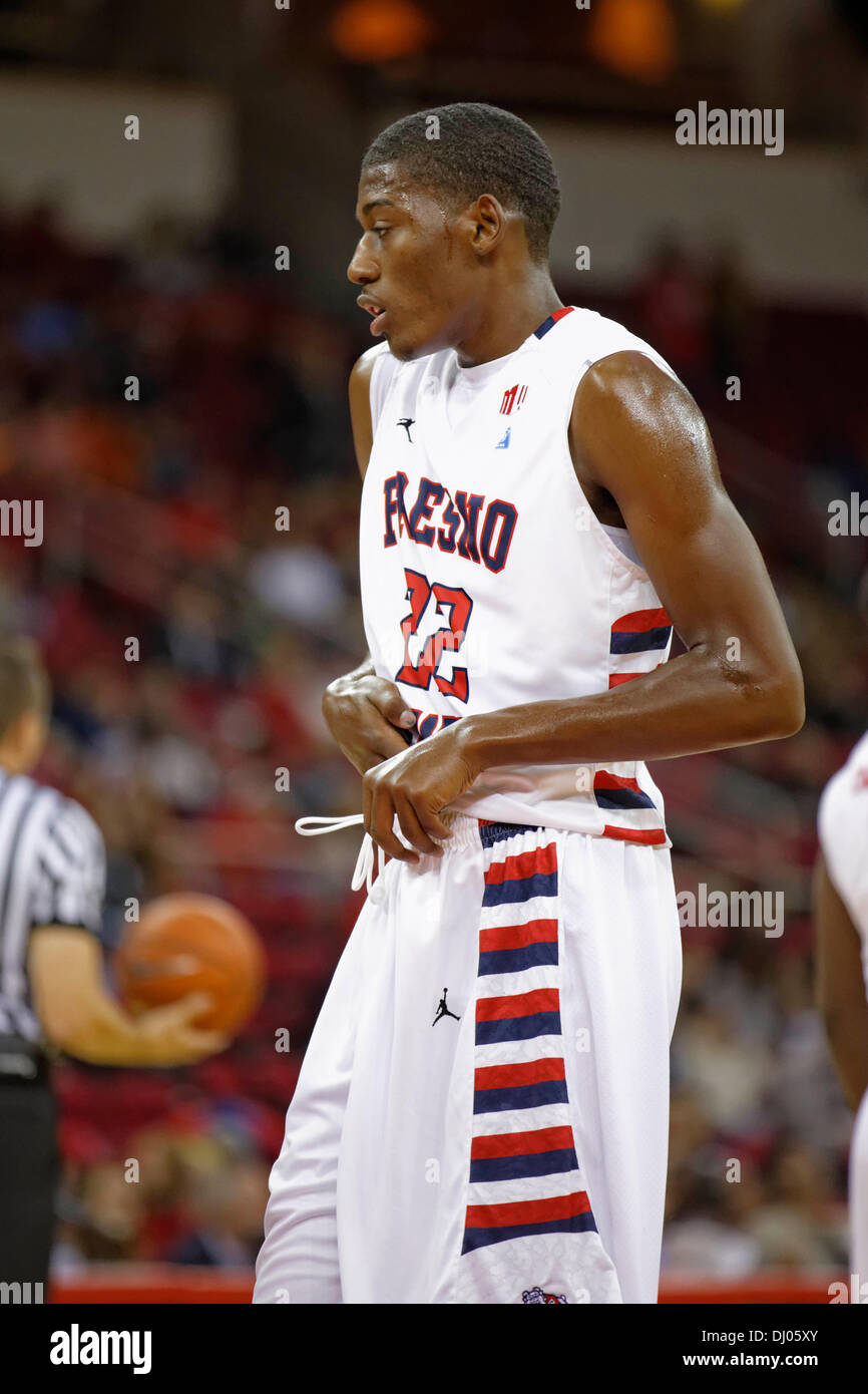 16 novembre 2013, Fresno, CA - Fresno State guard Paul Watson dans le jeu entre le Northridge Matadors et le fresno State Bulldogs à Save Mart Center à Fresno, CA. Fresno State a gagné le match 80 à 64. Banque D'Images