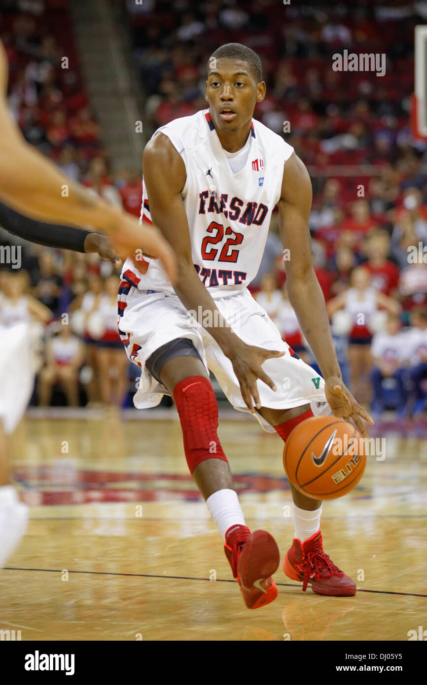 16 novembre 2013, Fresno, CA - Fresno State guard Paul Watson dans le jeu entre le Northridge Matadors et le fresno State Bulldogs à Save Mart Center à Fresno, CA. Fresno State a gagné le match 80 à 64. Banque D'Images