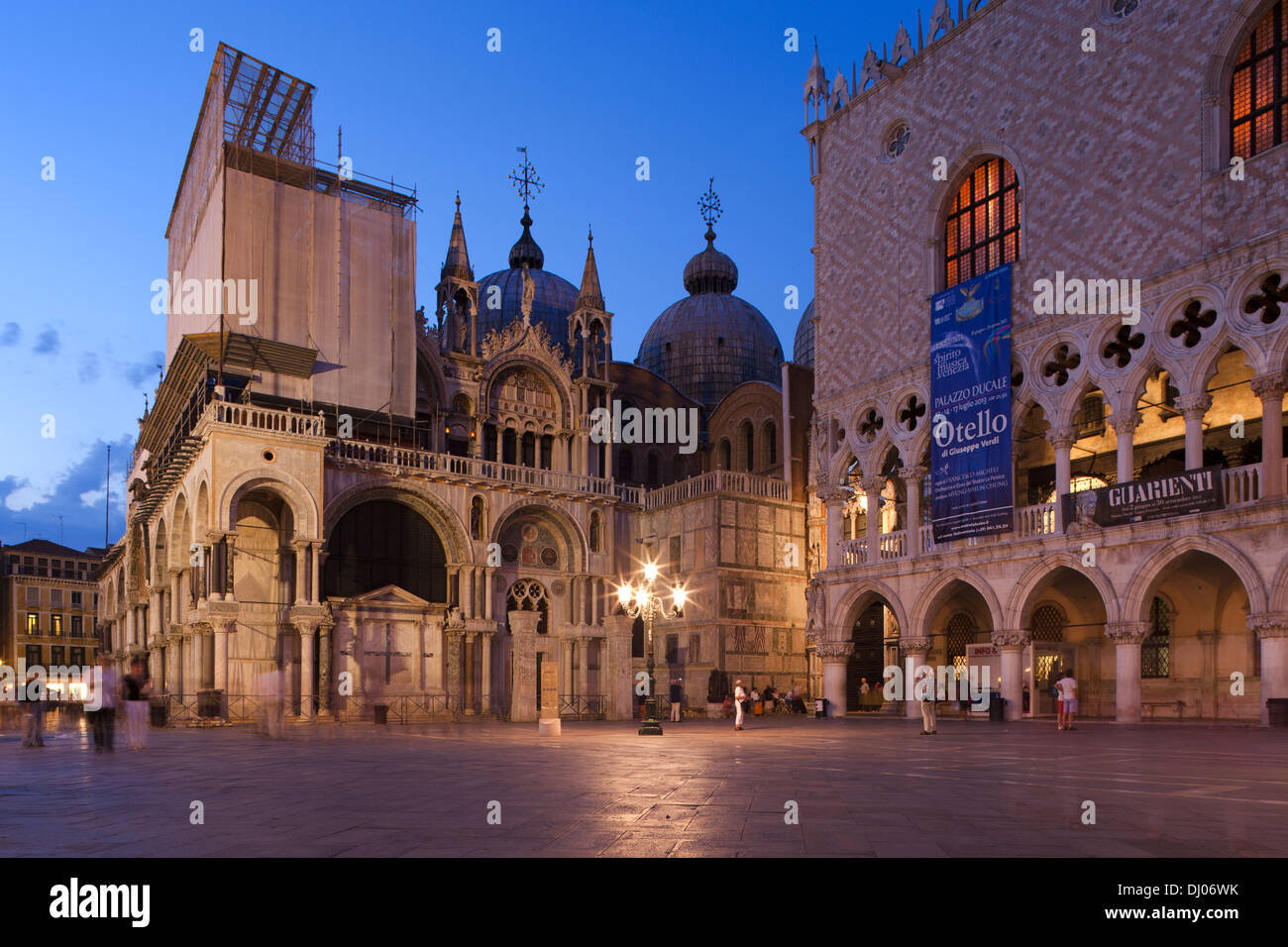 La Basilique St Marc et le palais des Doges à Venise, UNESCO World Heritage Site, Veneto, Italie Banque D'Images