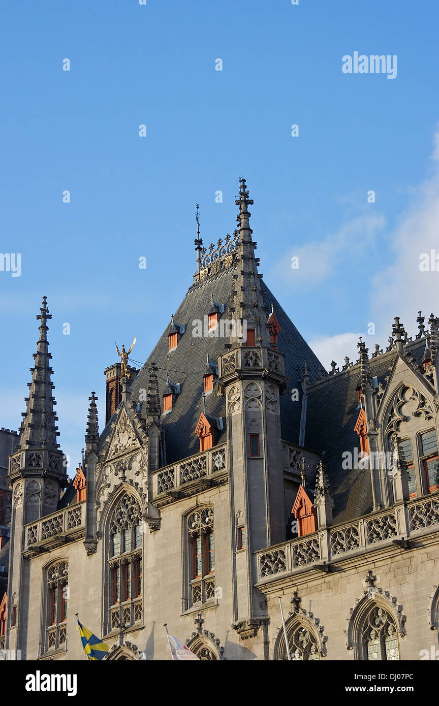 Un toit orné à Bruges, Belgique Banque D'Images