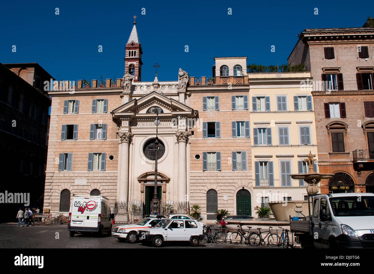 Santa Brigida un Campo de'Fiori, un couvent du 18ème siècle l'église, à la Piazza Farnese, Rome, Italie Banque D'Images