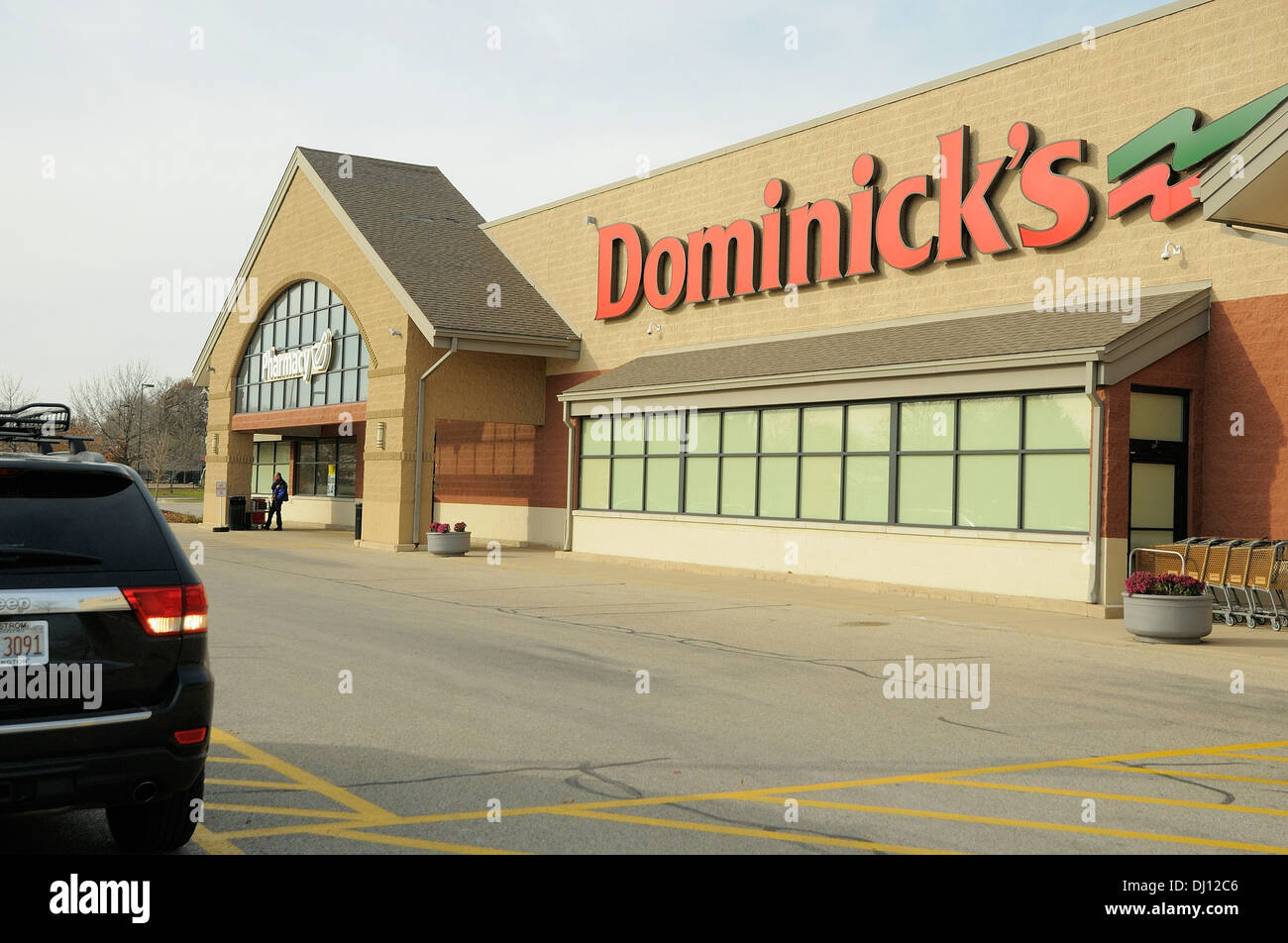 Façade avant de la chaîne d'épicerie store. Dominicks Banque D'Images