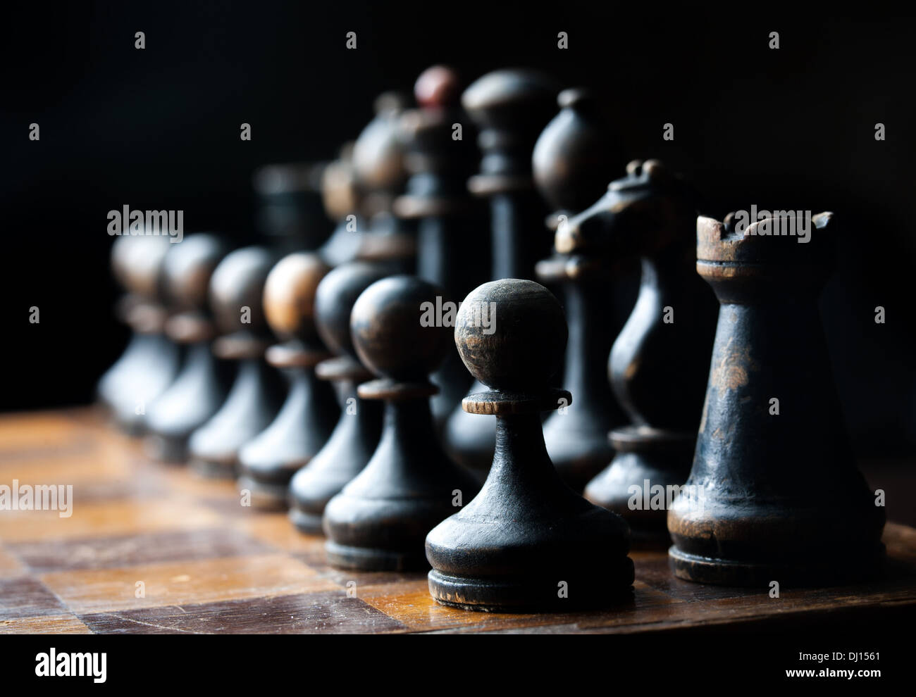 Pièces des échecs en bois Vintage Banque D'Images