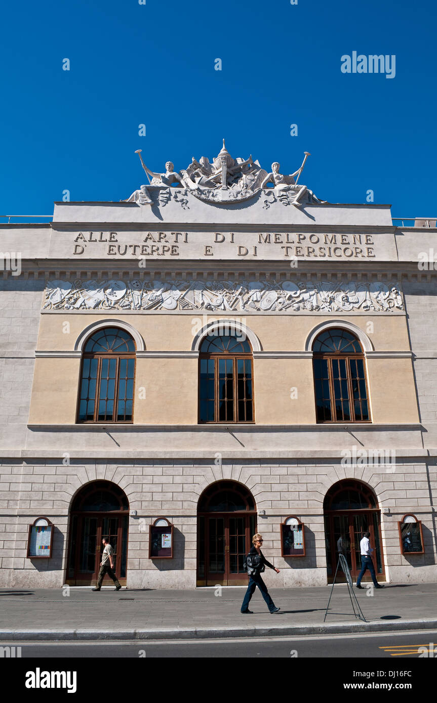 Teatro Argentina, 18e siècle opéra et théâtre, Largo di Torre Argentina, Campus Martius, Rome, Italie Banque D'Images