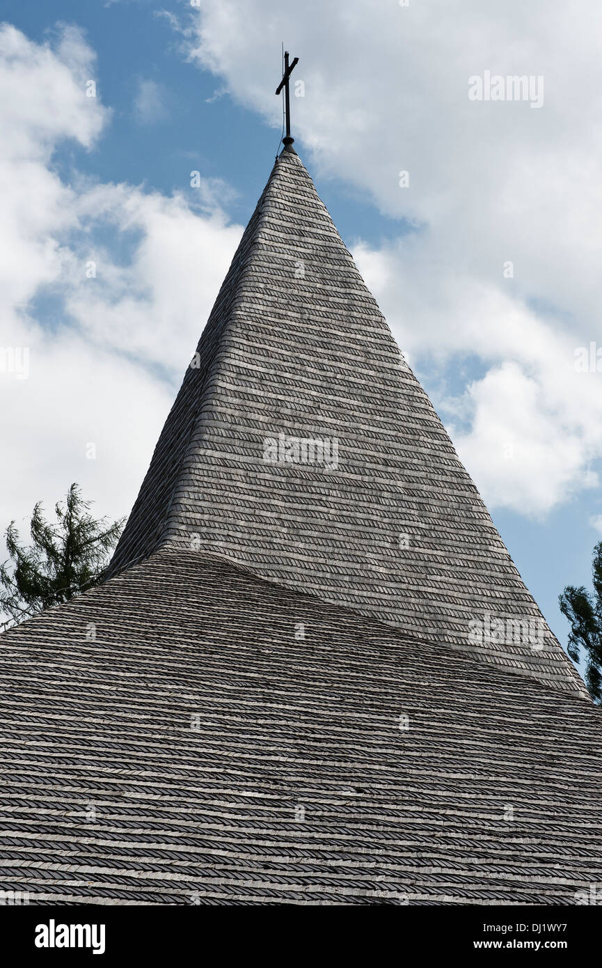 Bieszczadzkiej sanktuarium Matki Bożej toiture de bardeaux Warszawa Ustrzyki Dolne Bieszczady Pologne Europe Banque D'Images