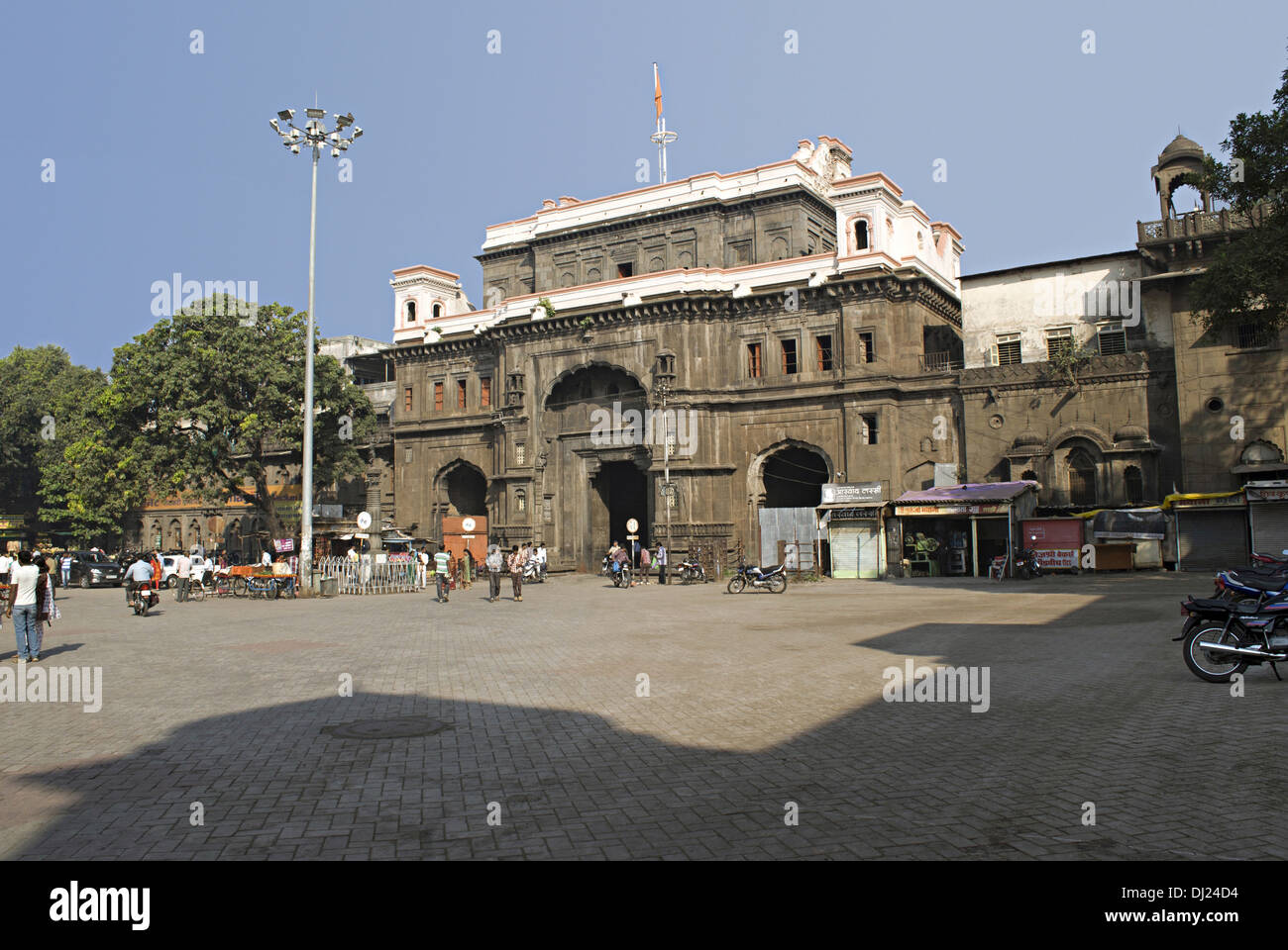 Mandap Bhavani- Mumbai. Entrée de mahalaxmi temple. (Vue de l'intérieur le temple complexe) Maharashtra, Inde Banque D'Images