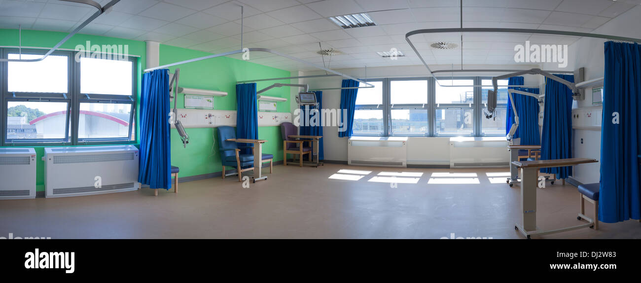 Panorama de couture vide rénovation hôpital. Banque D'Images