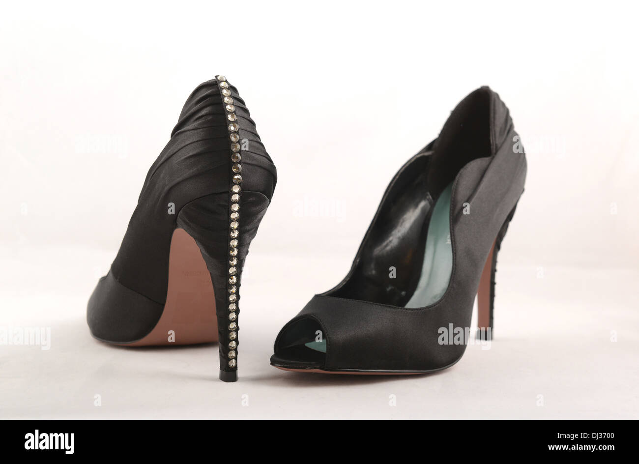 Chaussures dames noir avec des talons aiguilles mad par Kurt Gieger Banque D'Images