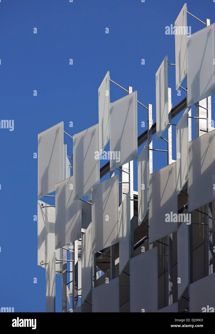 FRAC, Marseille, France. Architecte : Kengo Kuma, 2013. Détail de la façade. Banque D'Images