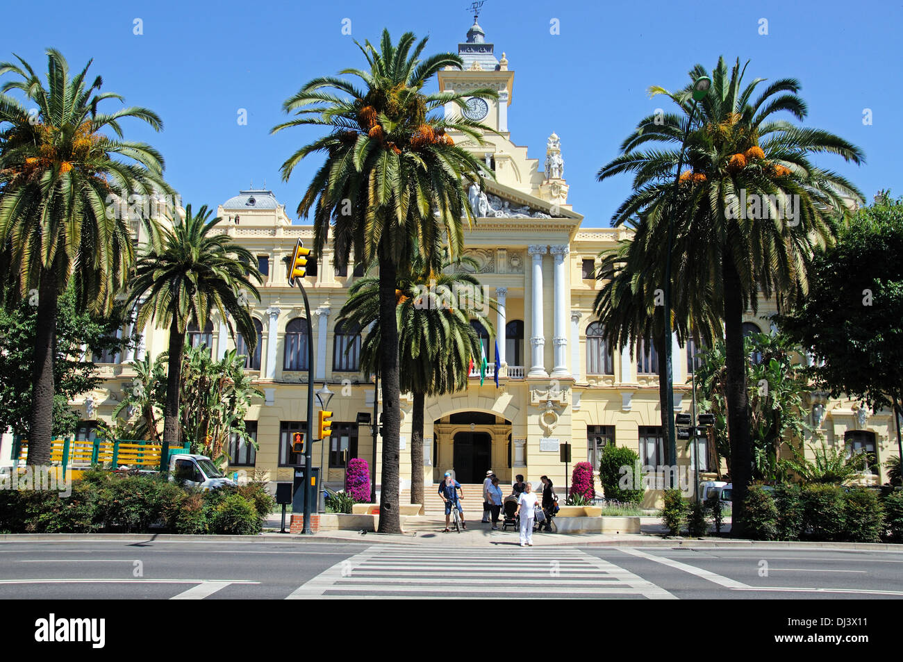 Hôtel de ville (Ayuntamiento de Malaga) le long de l'Avenida Cervantes, Malaga, Andalousie, espagne. Banque D'Images