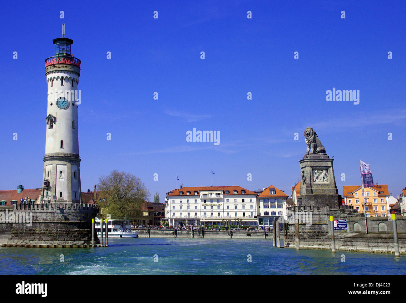 Vue sur l'entrée du port de Lindau Banque D'Images