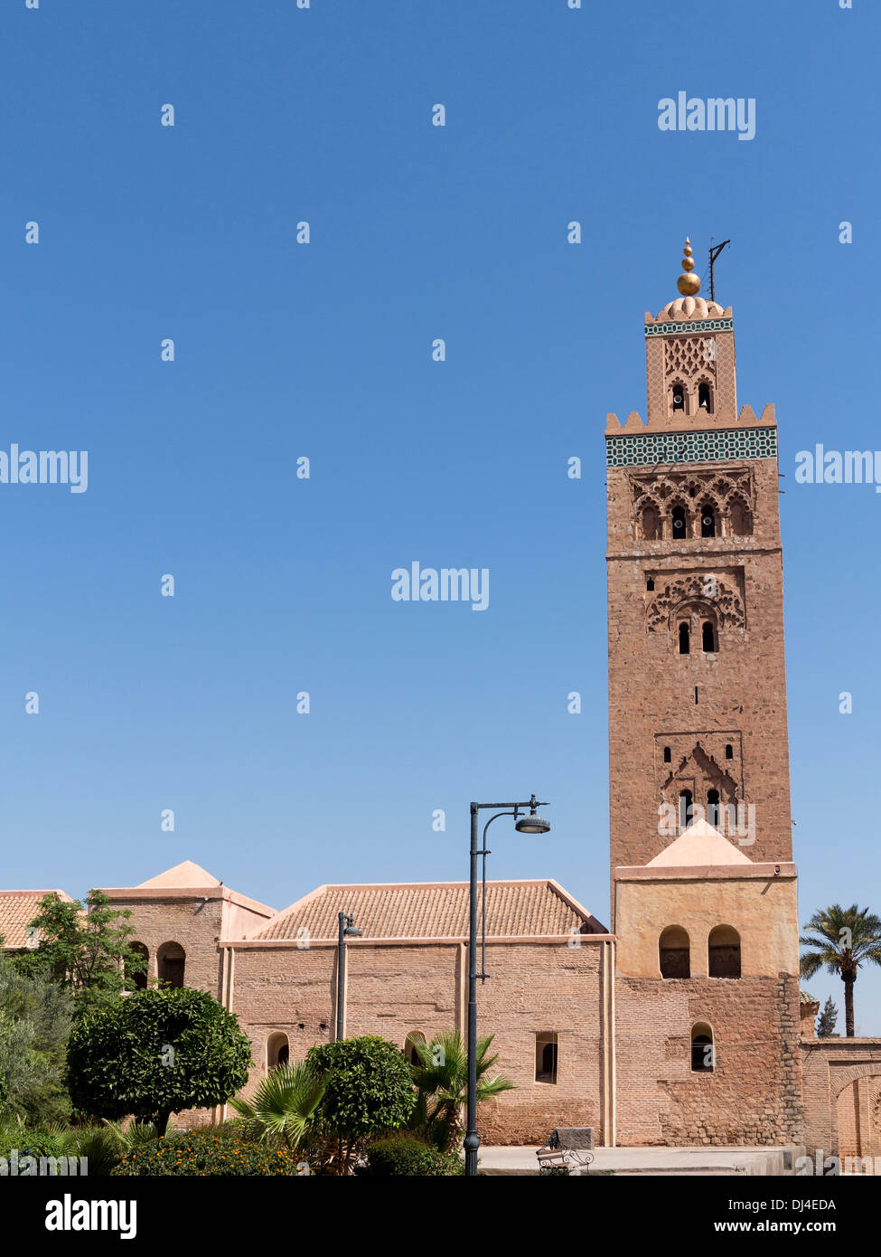 La Mosquée Koutoubia / mosquée Kutubiyya, Marrakech, Maroc. Banque D'Images