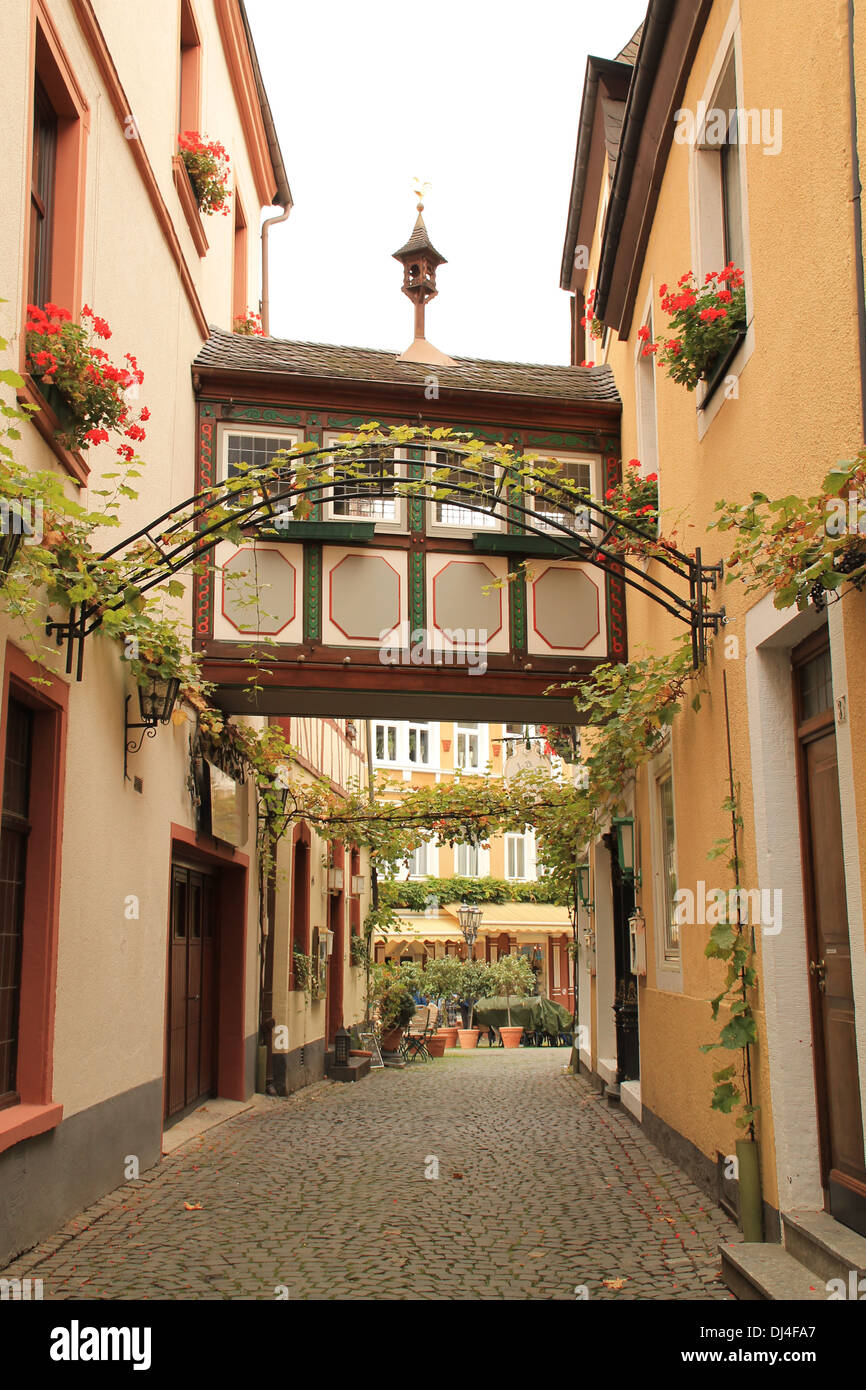 Une petite rue de Bernkastel-Kues Banque D'Images