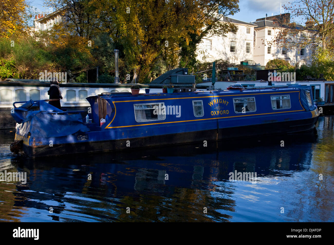 Bateau étroites traditionnelles, 'la petite Venise' Londres, Angleterre Banque D'Images