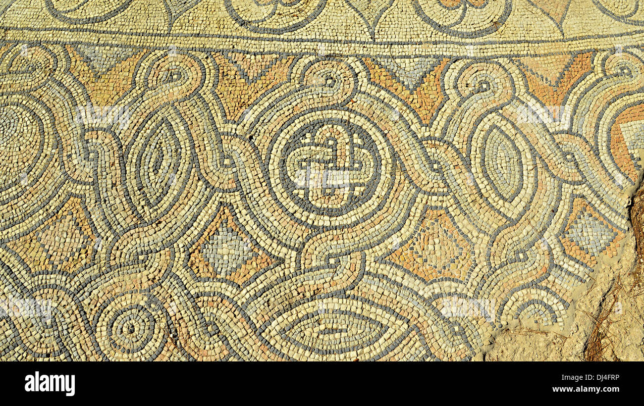 Bains Romains marbre mosaïque dans le jardin National Royal Athènes Grèce Banque D'Images