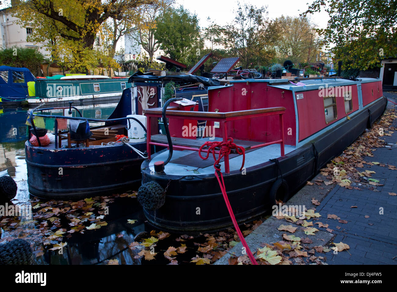 Bateaux étroits, 'la petite Venise' Londres, Angleterre Banque D'Images