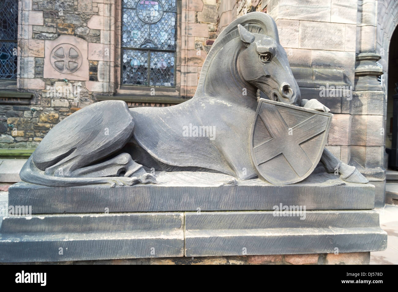 Sculpture en RAM avant de la Scottish National War Memorial à l'intérieur du château d'Édimbourg. Un mémorial qui honore ceux qui sont morts à la guerre d'Écosse Banque D'Images