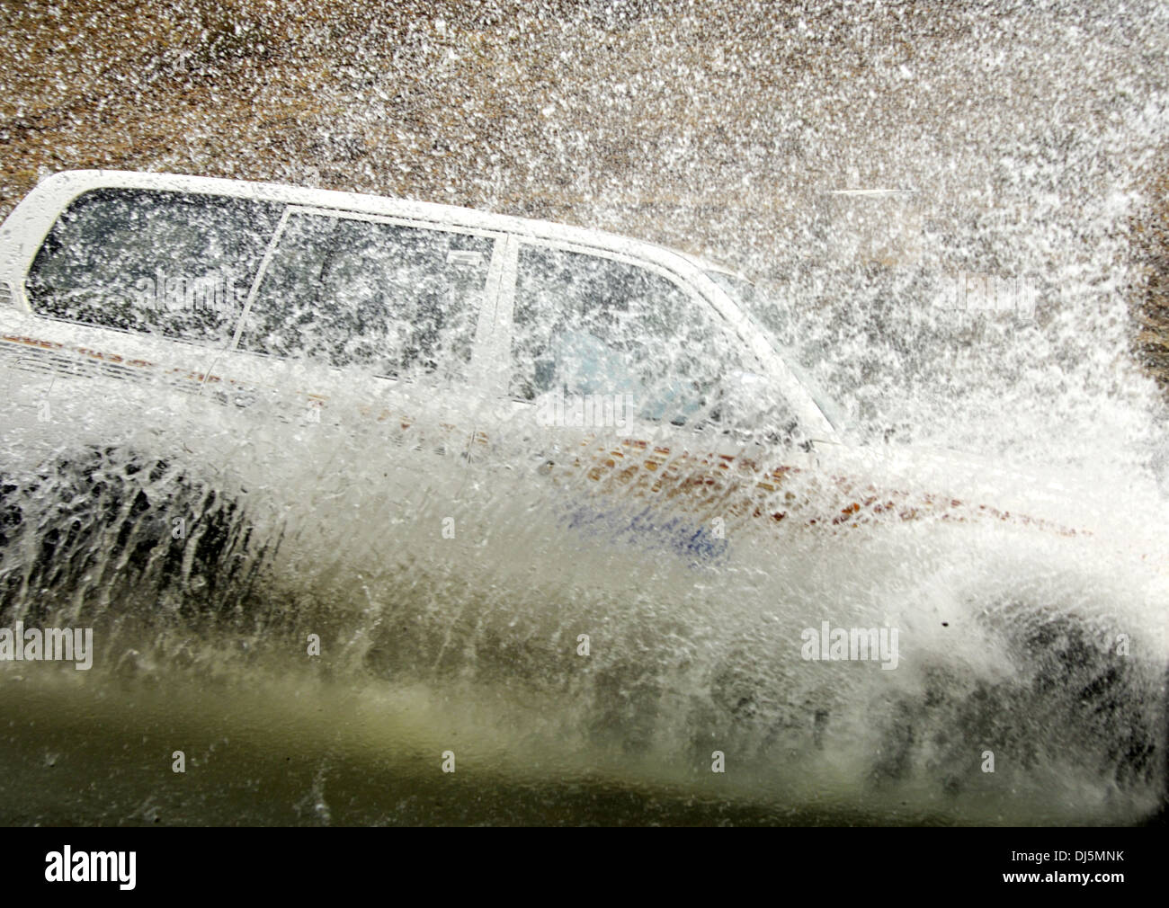 Jour de pluie sur la route Banque D'Images