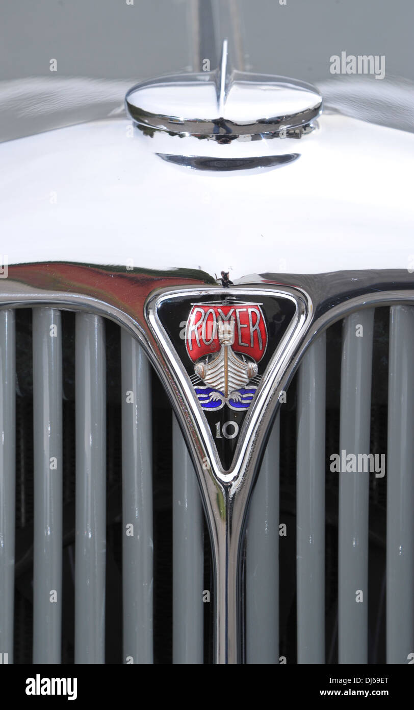 Rover 10 sports tourer 1930 insigne voiture classique britannique Banque D'Images