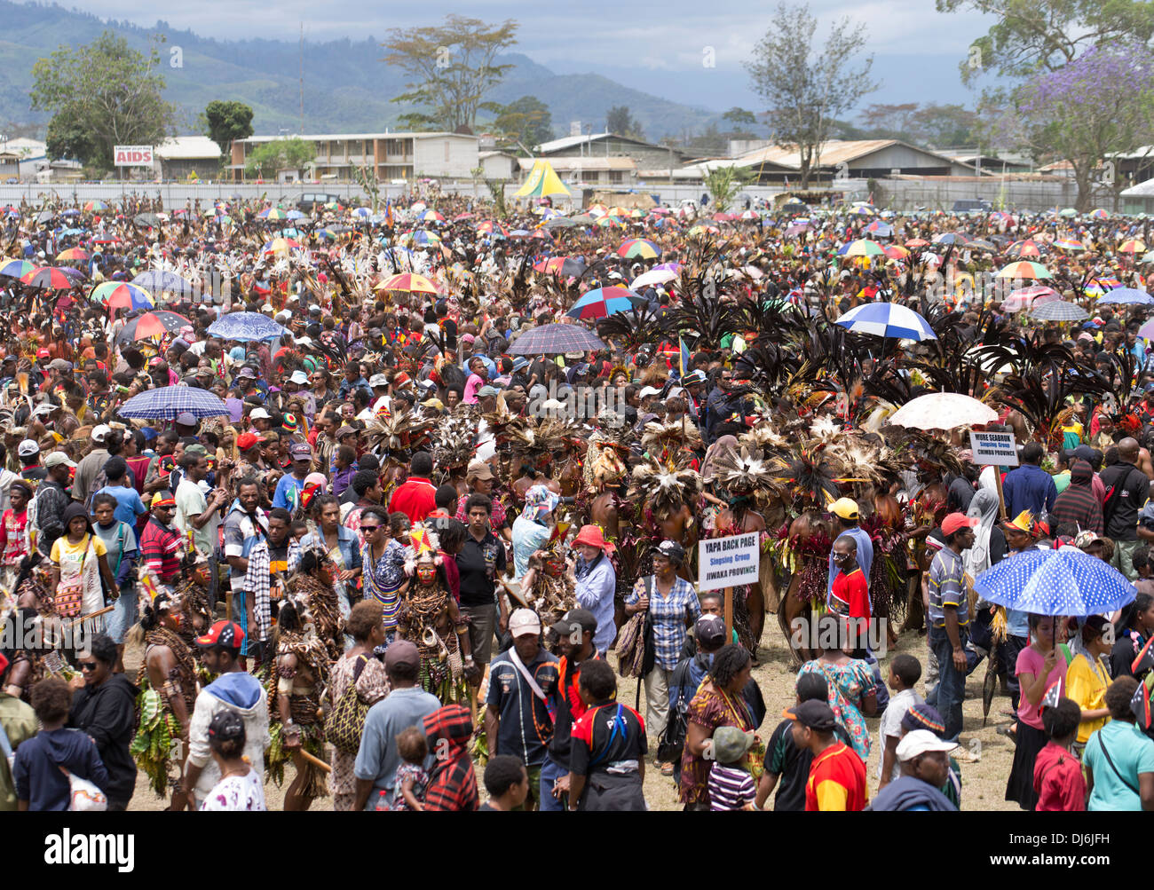 Des foules de gens à Goroka Show, Festival de Singsing, Papouasie Nouvelle Guinée Banque D'Images