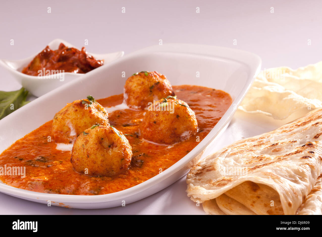 Dum Aloo Indien Curry de pommes de terre épicées- Banque D'Images