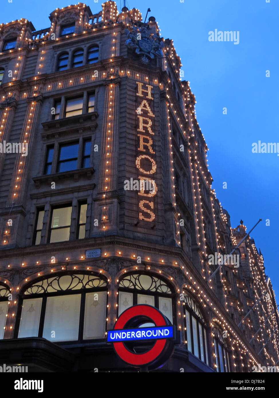 Harrods Knightsbridge Londres la nuit, England UK Banque D'Images