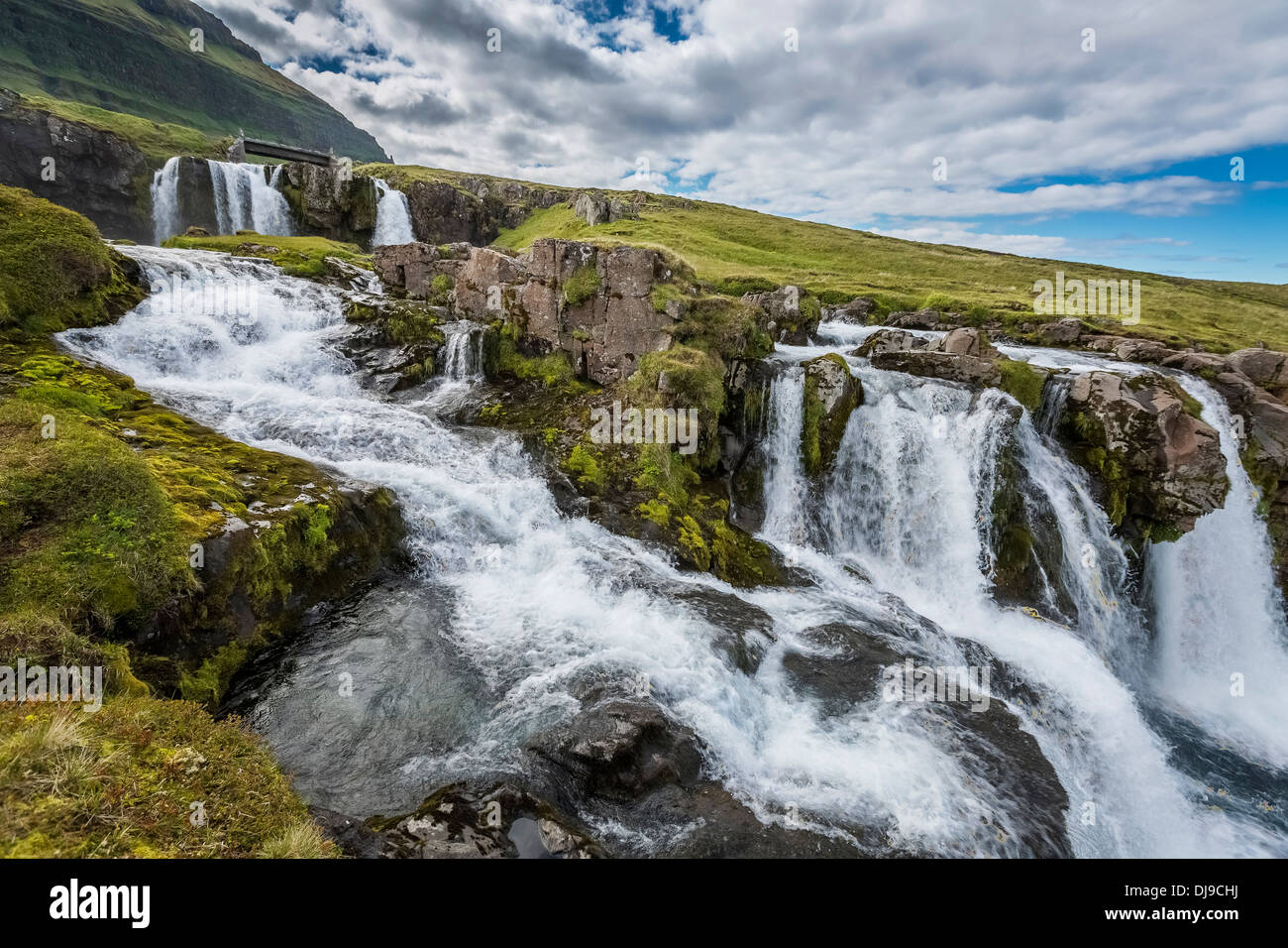 Kirkjufellsfoss (Église Mountain Falls), Grundarfjordur, Péninsule de Snæfellsnes, l'Islande Banque D'Images