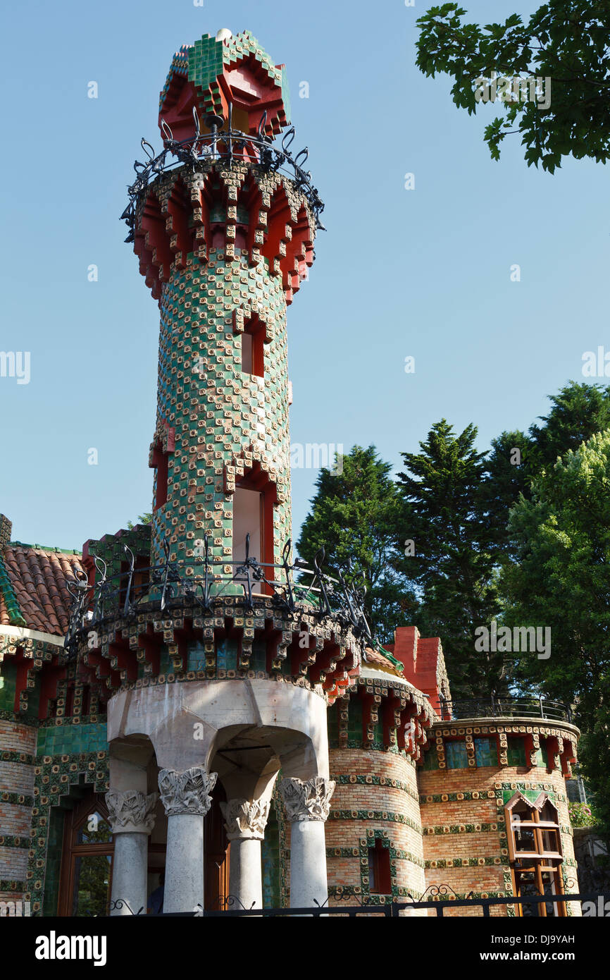 El Capricho de Gaudí, Comillas, Cantabrie, Espagne Banque D'Images