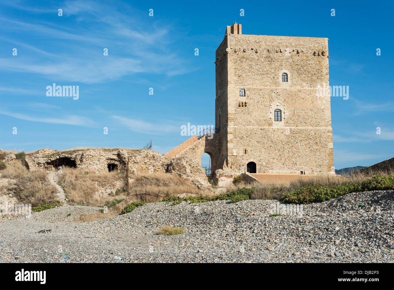 Roccella tower à partir du 14e siècle, Campofelice di Roccella, Sicile, Italie Banque D'Images