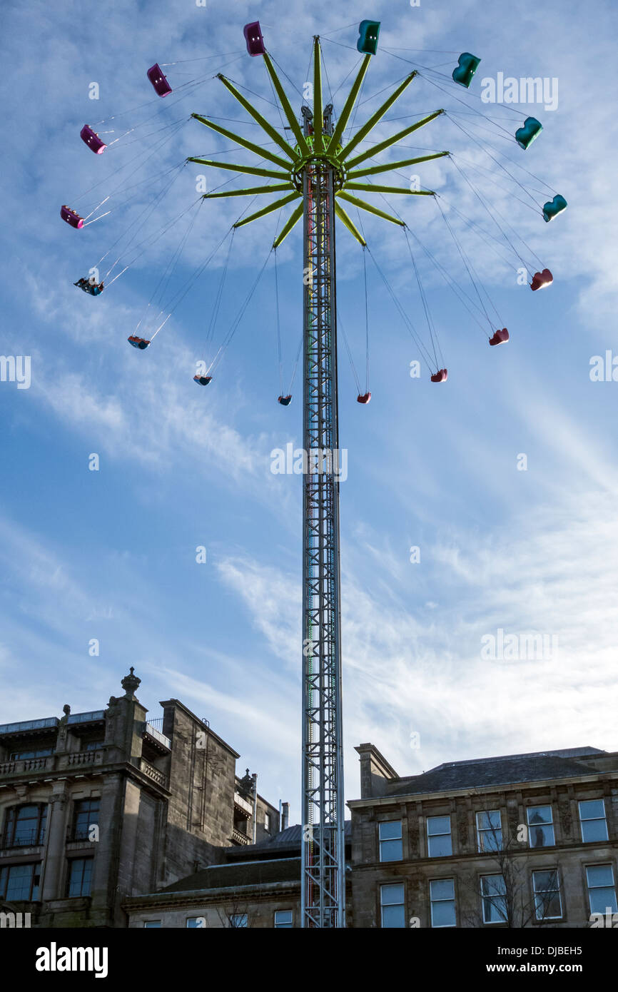 Noël d'Édimbourg à St Andrew Square avec Star Flyer Banque D'Images
