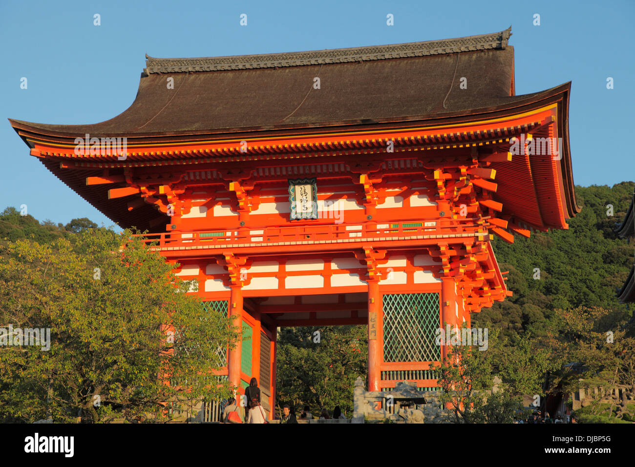 Le Japon, Kyoto, le Temple Kiyomizu-dera, nio-mon Porte, Banque D'Images